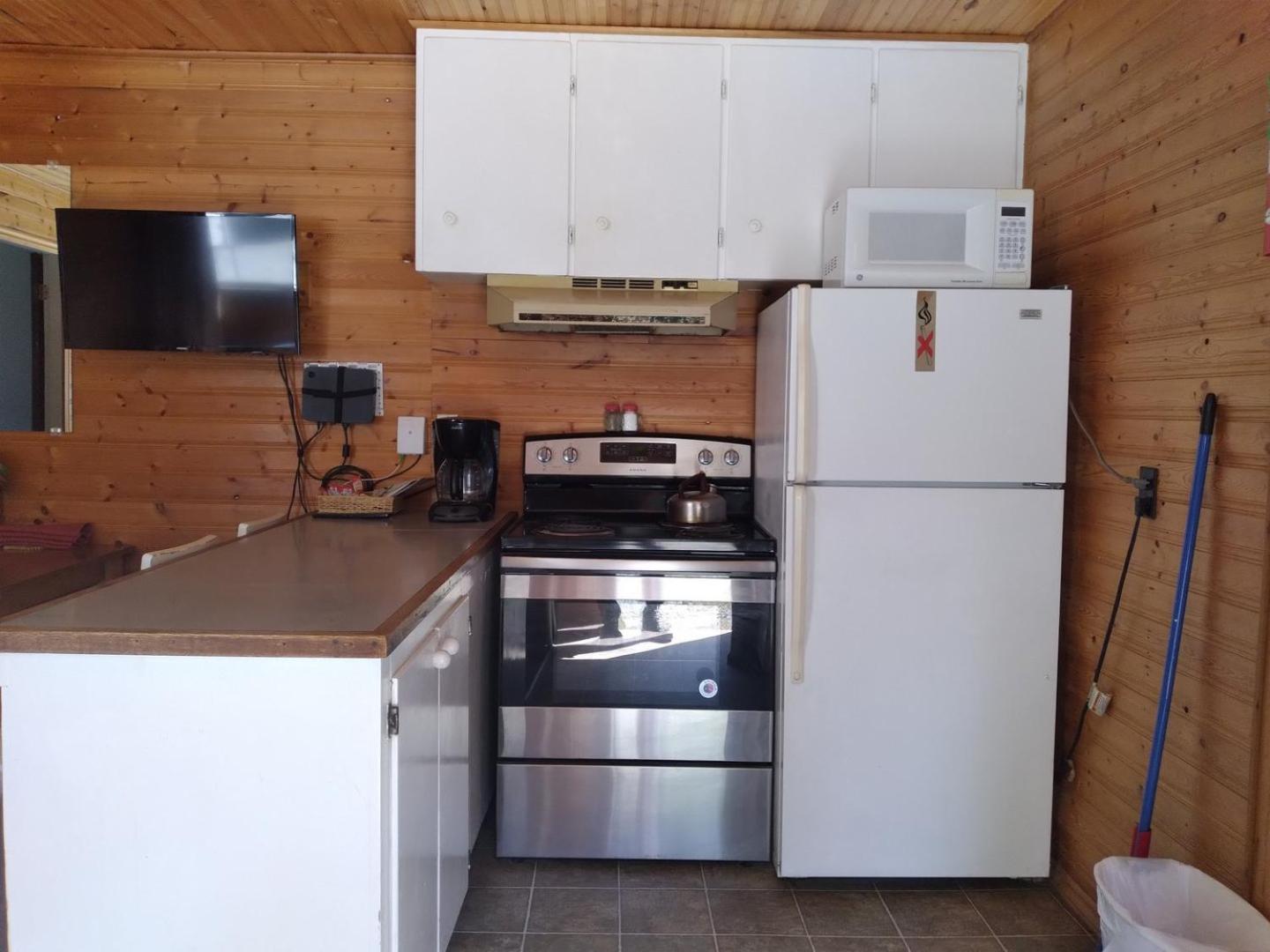 Dolphin Motel Tofino Luaran gambar